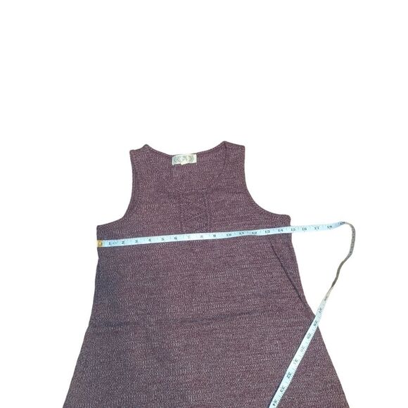 🛍️PINK ROSE RIBBED SLEEVELESS KNEE LENGTH DRESS - Picture 2 of 4